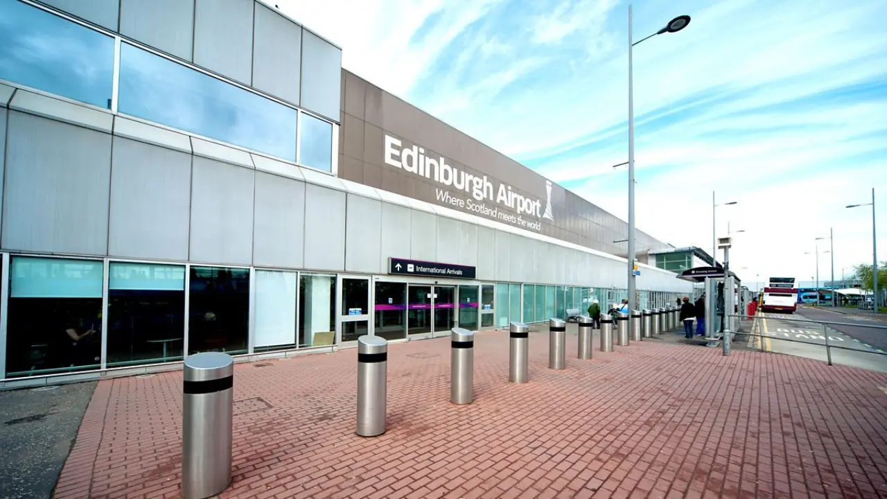 EasyJet EDI Terminal – Edinburgh Airport