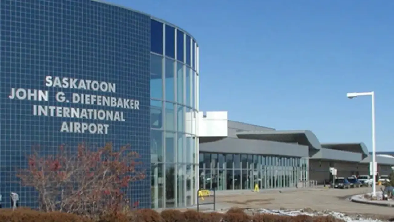 Flair Airlines YXE Terminal – Saskatoon John G. Diefenbaker International Airport