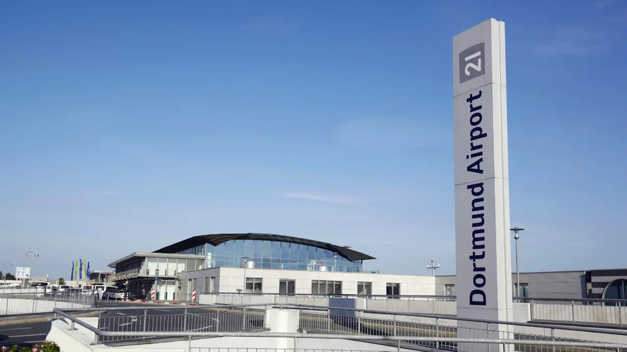 Vueling Airlines DTM Terminal – Dortmund Airport
