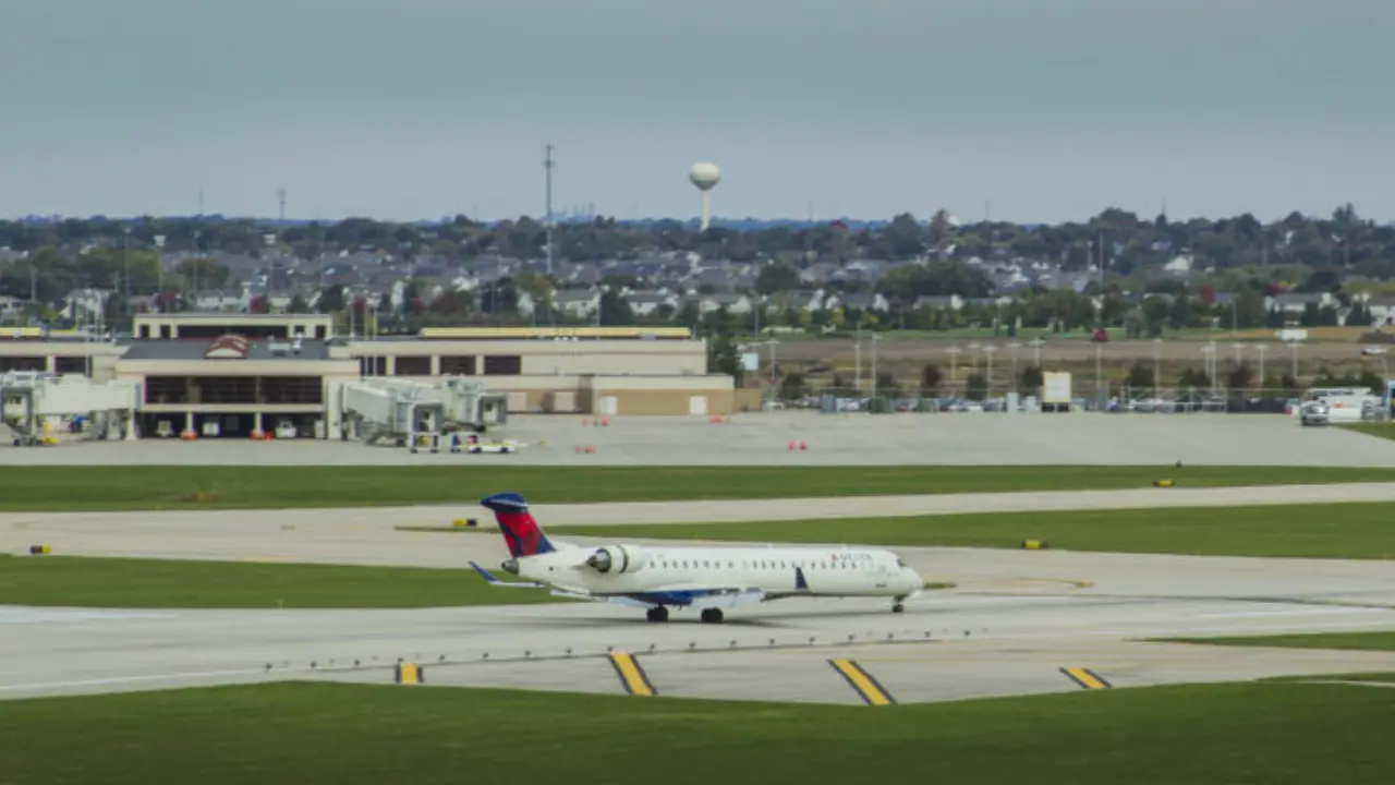 Allegiant Air BMI Terminal – Central Illinois Regional Airport Allegiant Air BMI Terminal – Central Illinois Regional Airport