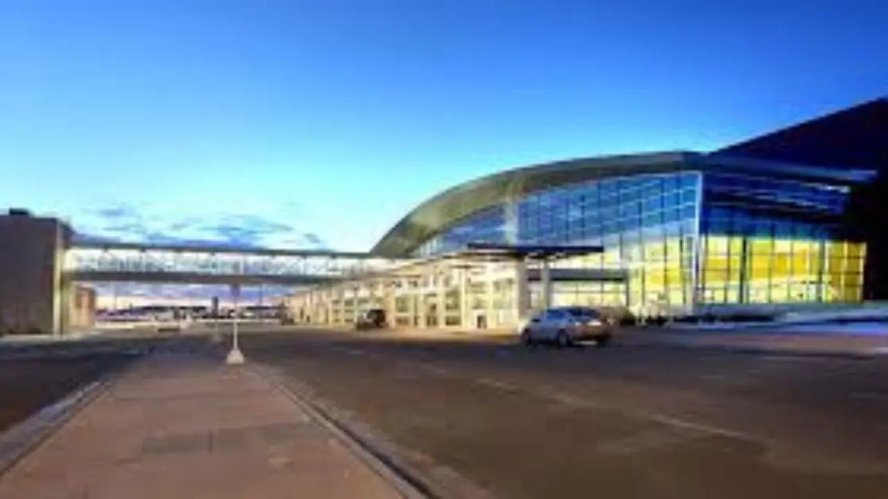 Allegiant Air DLH Terminal – Duluth International Airport Allegiant Air DLH Terminal – Duluth International Airport