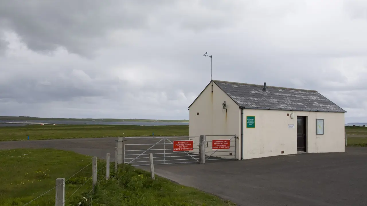 Loganair WRY Terminal – Westray Airport